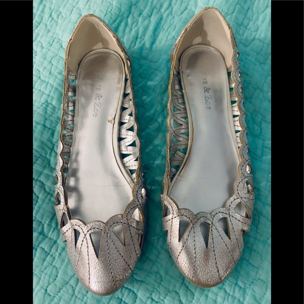 Eva & Zoe Silver Flats